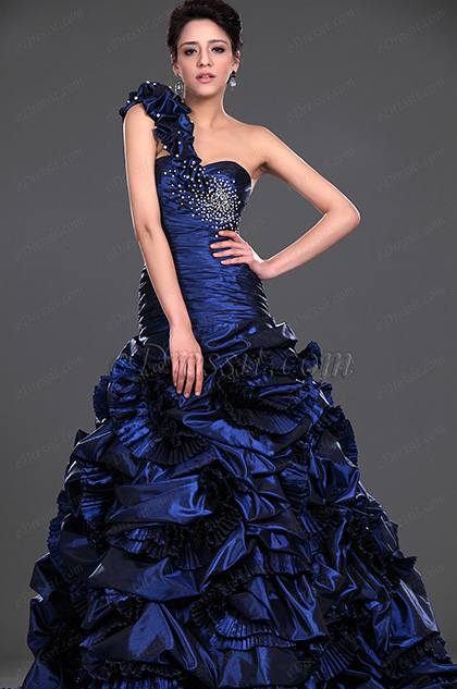 New Amazing One Shoulder Pleated Prom Gown