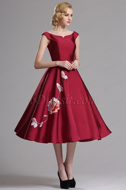 Red Sleeveless Floral Embroidered Party Dress