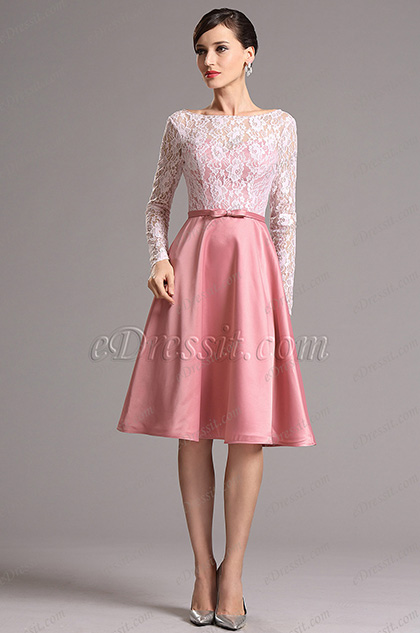 Robe de cocktail rose brunâtre manches en dentelle