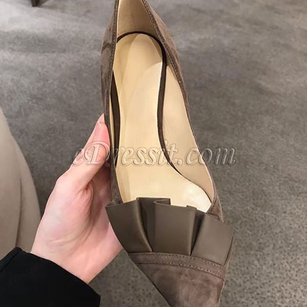 Zapatos de tacón alto cerrados con punta de gamuza para mujer