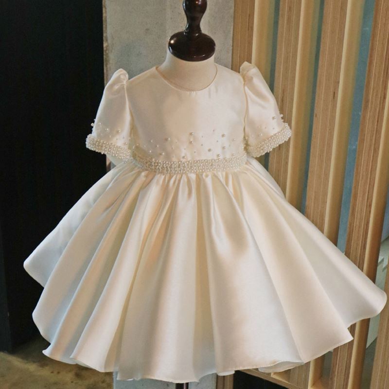 Prinzessin Runden Wadenlang Satin Blumenmädchenkleider in Weiß
