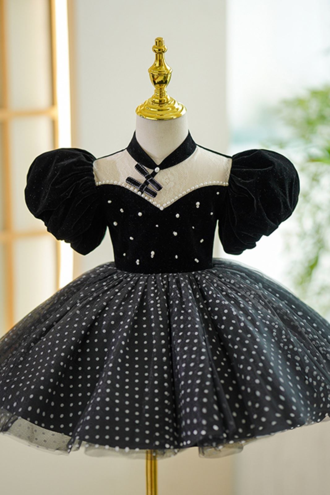 Prinzessin Stehkragen Wadenlang Tüll Blumenmädchenkleider in Schwarz