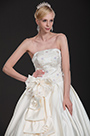 New Arrival Strapless Wedding Gown