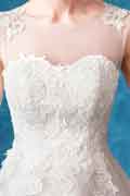 Elegant White Lace long Train Bridal Wedding Dress