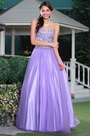 Robe de bal lilas style princesse décolleté coeur en perles