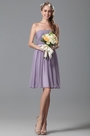 Schmeichelhaft Trägerlos Kurz Lila Brautjungfernkleid