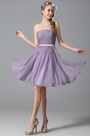 Schmeichelhaft Trägerlos Kurz Lila Brautjungfernkleid