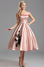 Robe de cocktail hors épauleV col rose