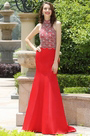 Carlyna rotes Halter Neck Beaded Gefaltetes Abendkleid