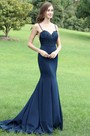 Robe de Soirée Sirène Dos Nu Bretelle Brodée Bleue