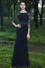 Robe de Soirée Manche 3/4 Fendue Dentelle Noire