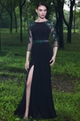 Robe de Soirée Manche 3/4 Fendue Dentelle Noire