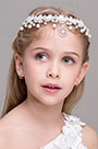 Обруч для волос с бисером и цветами
