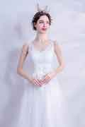 White Classic V-Cut Lace Applique Bridal Wedding Dress