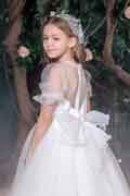 New Stunning Round Neckline Lace Flower Girl Dresses