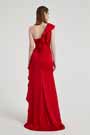 Красное вечернее платье с разрезом на одно плечо и оборками