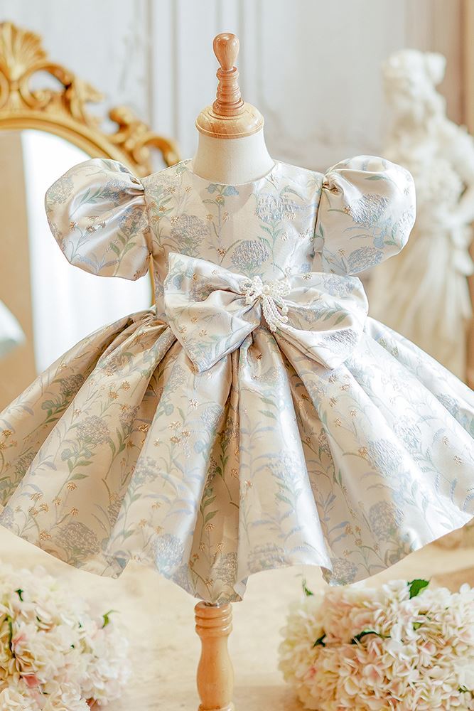 Prinzessin Runden Wadenlang Satin Blumenmädchenkleider in Blau