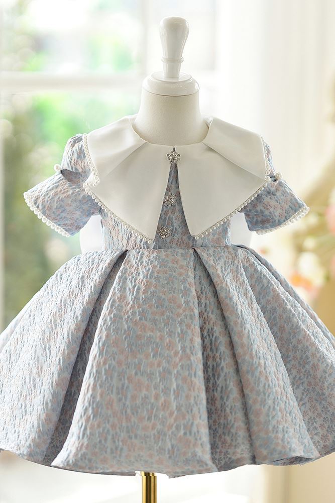 Prinzessin Wadenlang Satin Blumenmädchenkleider in Staubigblau