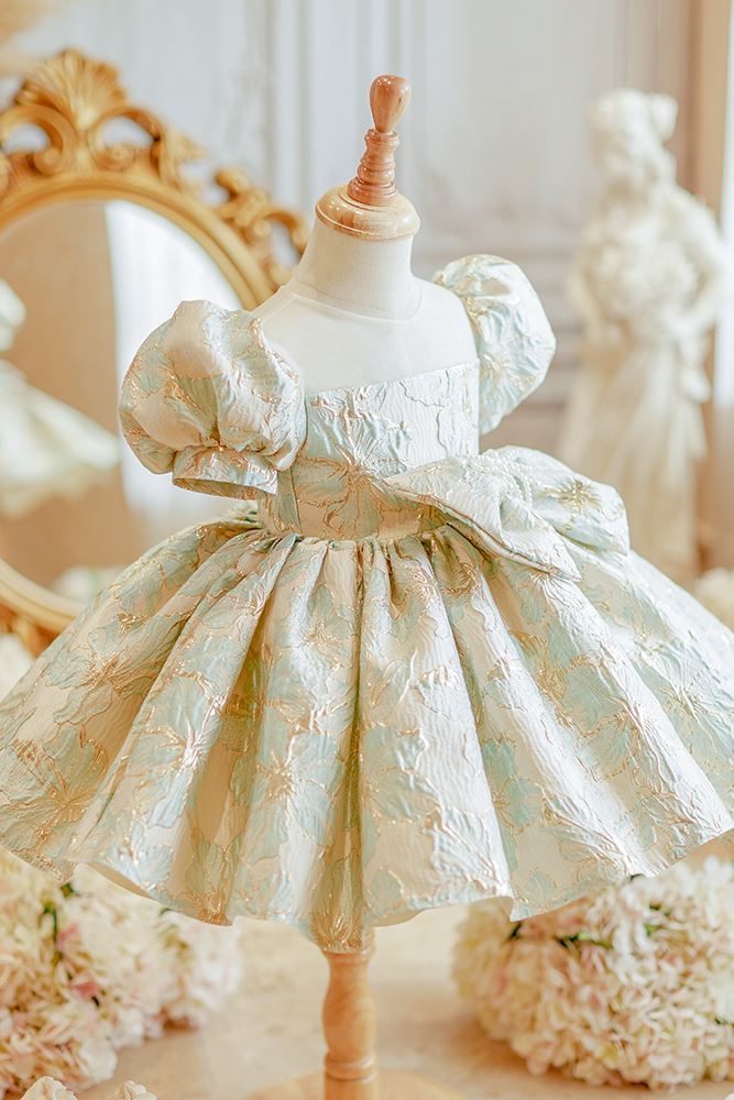 Prinzessin Runden Wadenlang Satin Blumenmädchenkleider in Minzgrün