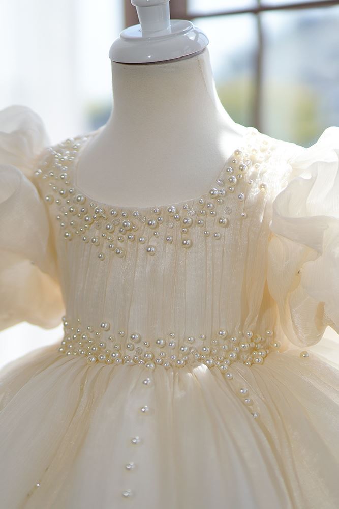 Prinzessin Wadenlang Organza Blumenmädchenkleider in Champagner