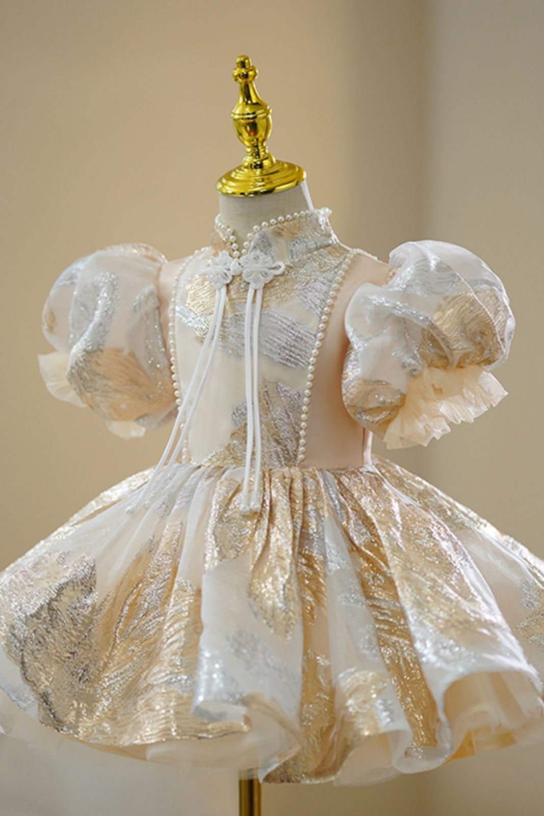 Prinzessin Wadenlang Tüll Blumenmädchenkleider in Champagner