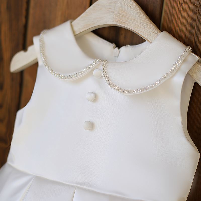 Prinzessin Kragenhals Wadenlang Satin Blumenmädchenkleider in Weiß