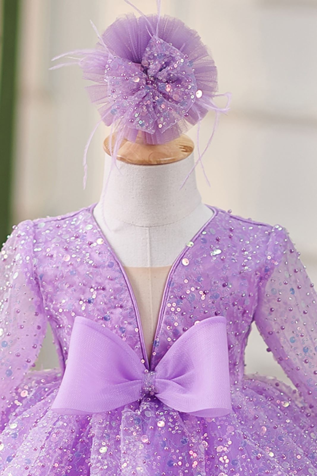 Prinzessin Wadenlang Pailletten Blumenmädchenkleider in Lila
