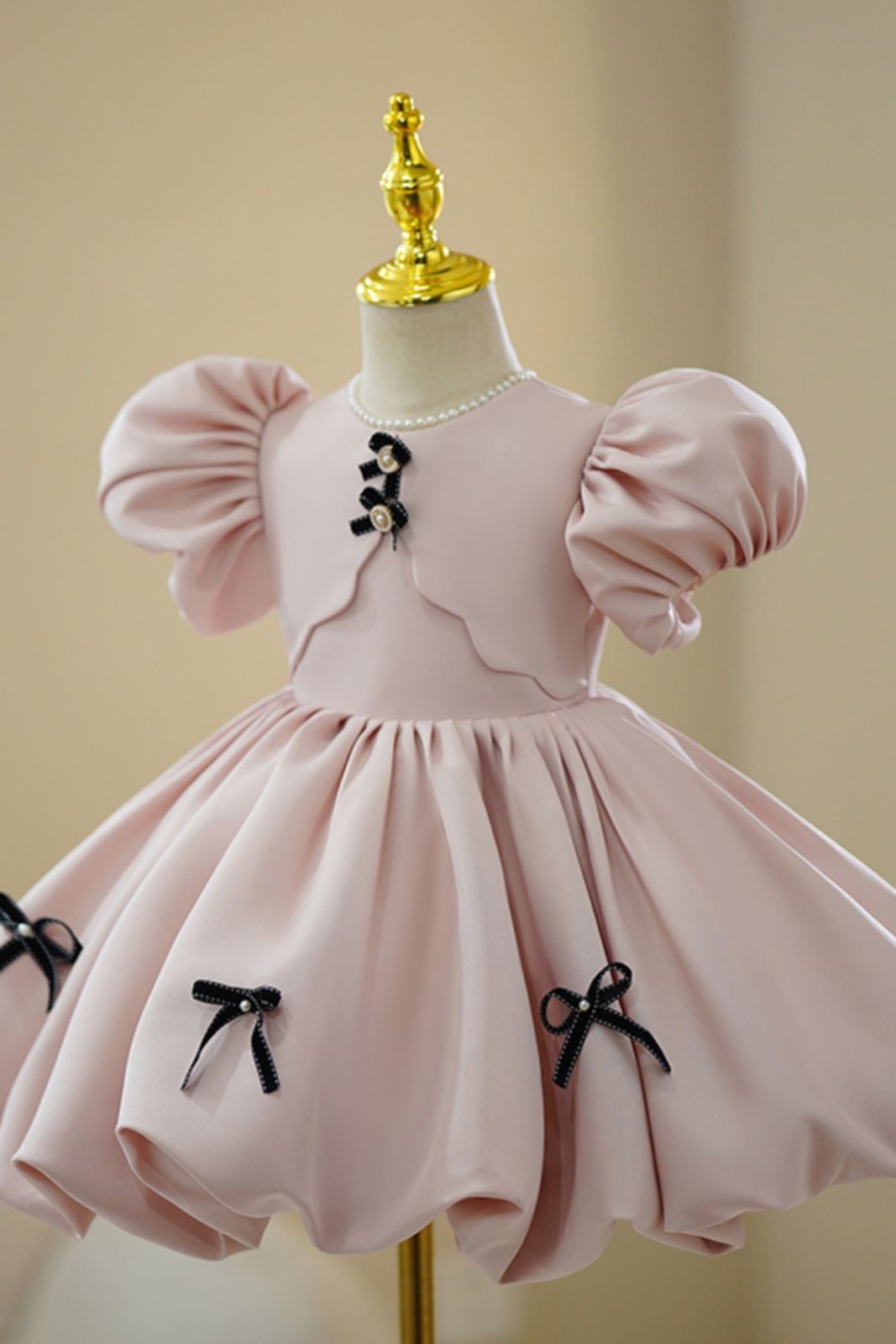 Princesse Longueur à Jambe Satiné robes de demoiselle d'honneur - fillette Rose