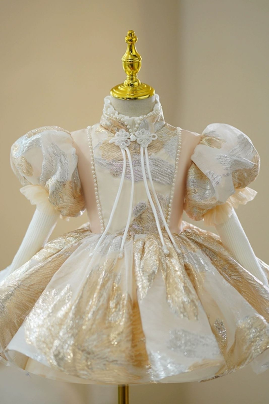 Prinzessin Wadenlang Tüll Blumenmädchenkleider in Champagner