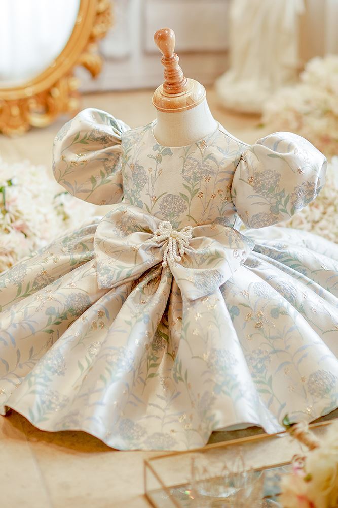 Prinzessin Runden Wadenlang Satin Blumenmädchenkleider in Blau