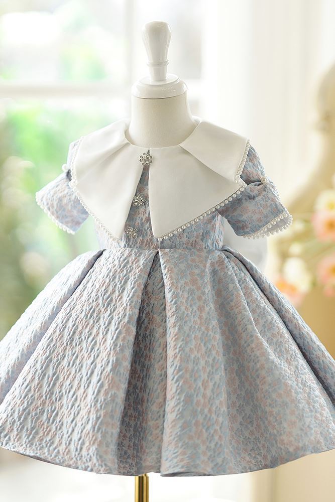 Prinzessin Wadenlang Satin Blumenmädchenkleider in Staubigblau