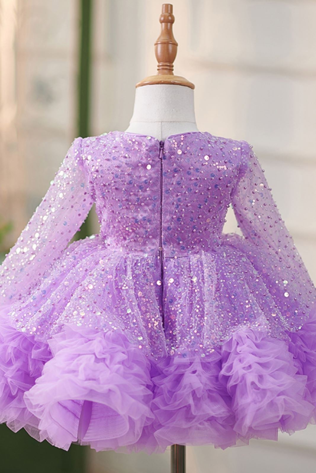 Prinzessin Wadenlang Pailletten Blumenmädchenkleider in Lila