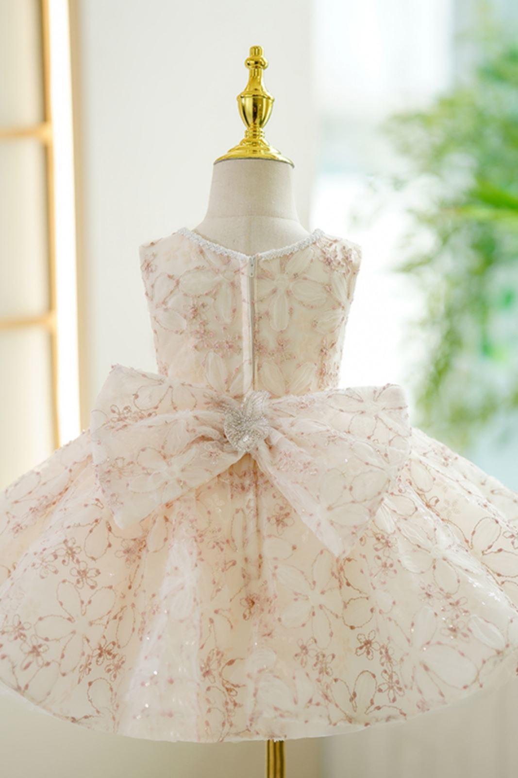 Prinzessin Runden Wadenlang Spitze Blumenmädchenkleider in Champagner