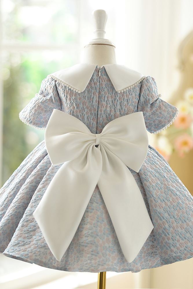 Prinzessin Wadenlang Satin Blumenmädchenkleider in Staubigblau