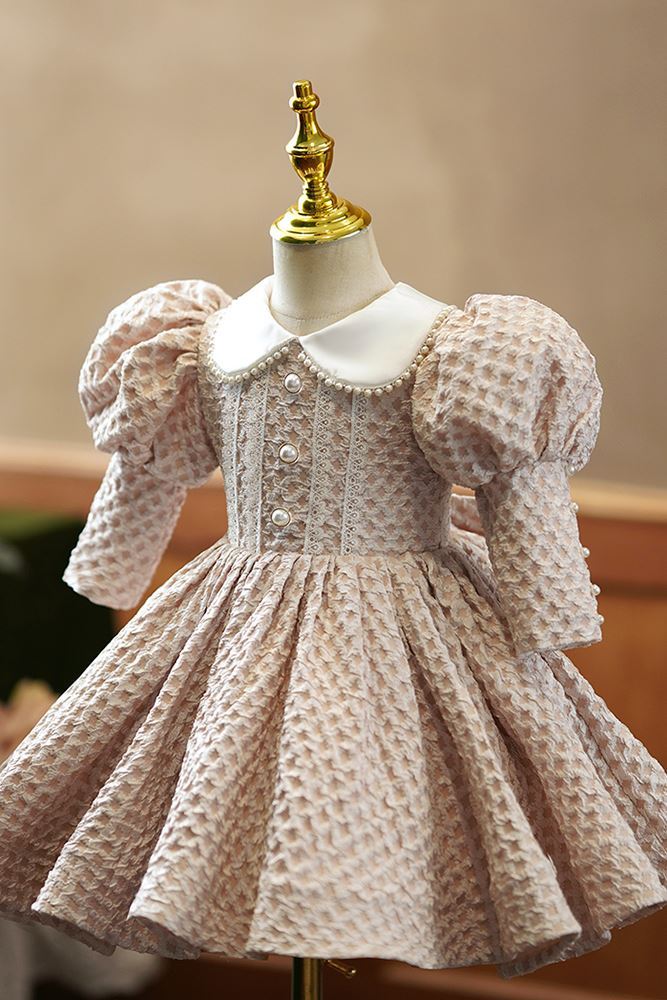 Prinzessin Wadenlang Satin Blumenmädchenkleider in Champagner