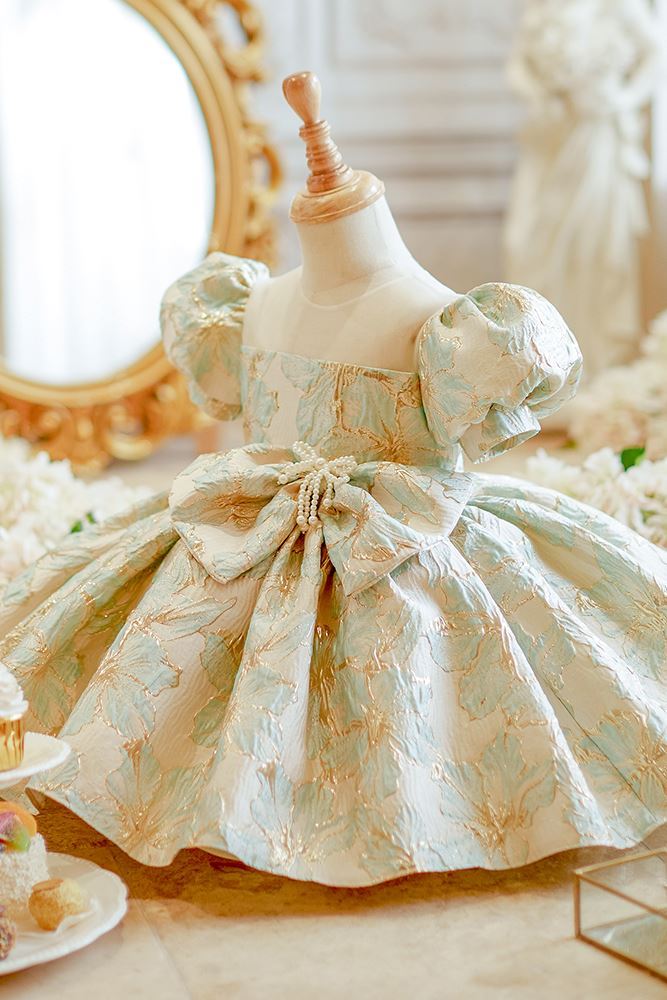 Prinzessin Runden Wadenlang Satin Blumenmädchenkleider in Minzgrün