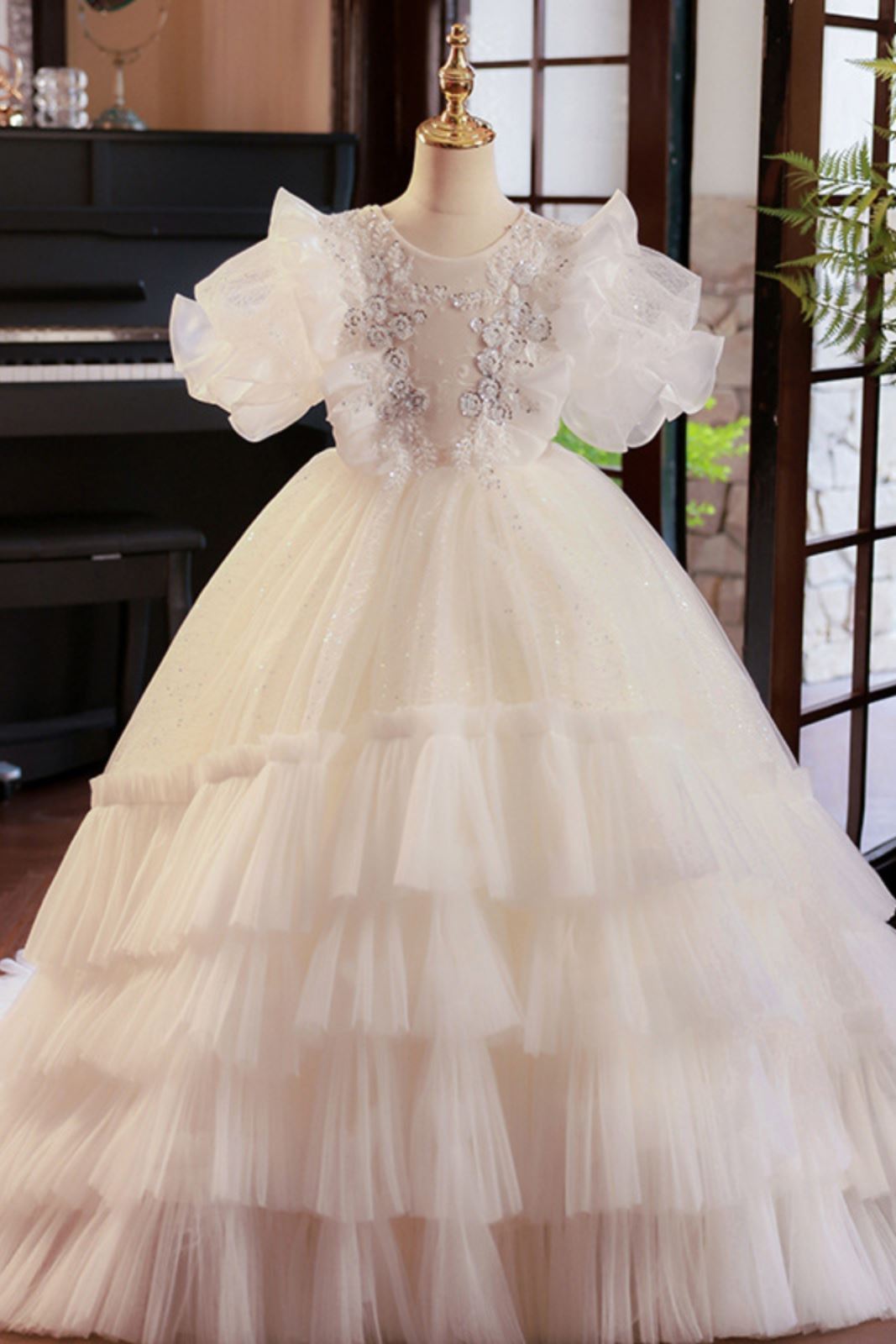 Prinzessin Runden Bodenlang Spitze Blumenmädchenkleider in Weiß