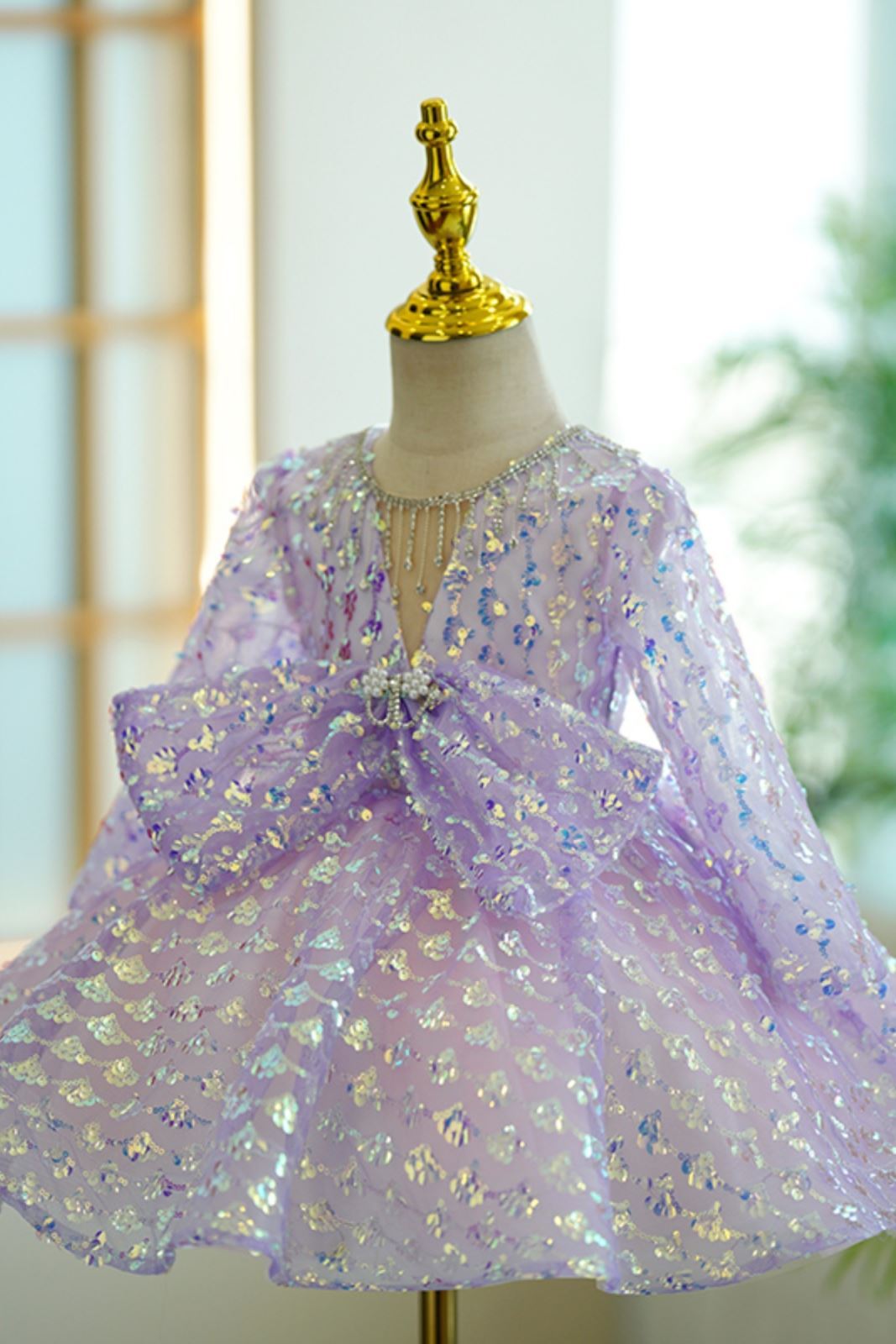 Prinzessin Scoop Wadenlang Pailletten Blumenmädchenkleider in Lila