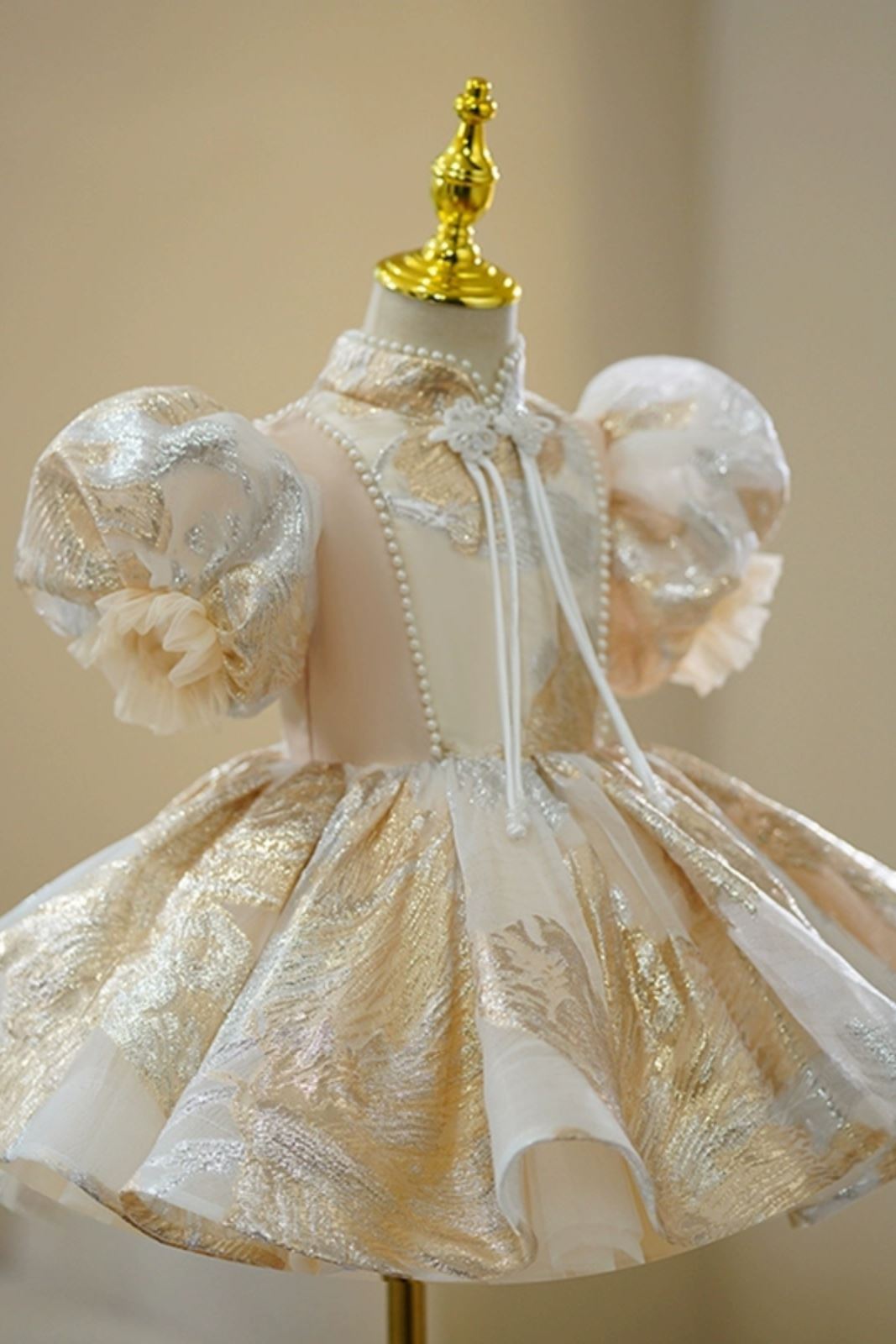 Prinzessin Wadenlang Tüll Blumenmädchenkleider in Champagner