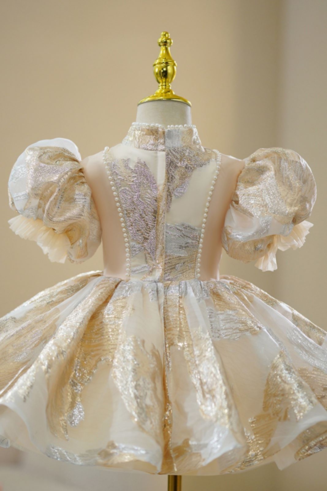 Prinzessin Wadenlang Tüll Blumenmädchenkleider in Champagner