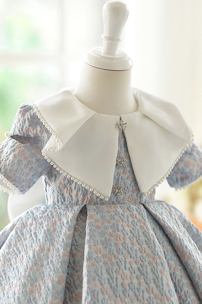 Prinzessin Wadenlang Satin Blumenmädchenkleider in Staubigblau