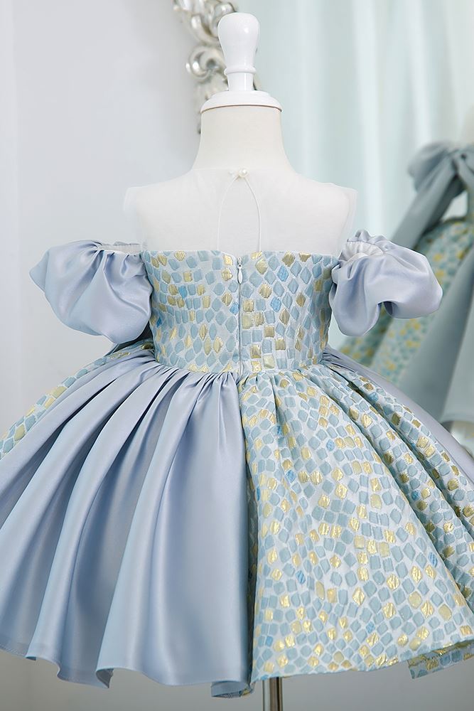 Prinzessin Runden Satin Blumenmädchenkleider in Staubigblau