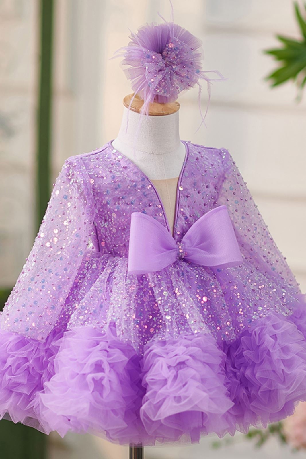 Prinzessin Wadenlang Pailletten Blumenmädchenkleider in Lila