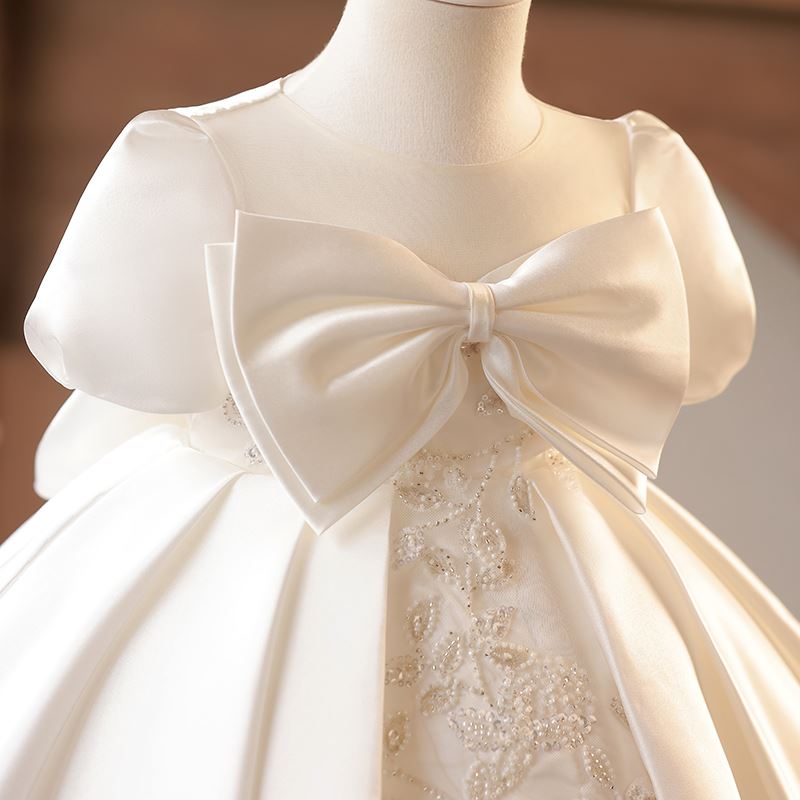 Prinzessin Runden Wadenlang Satin Blumenmädchenkleider in Weiß