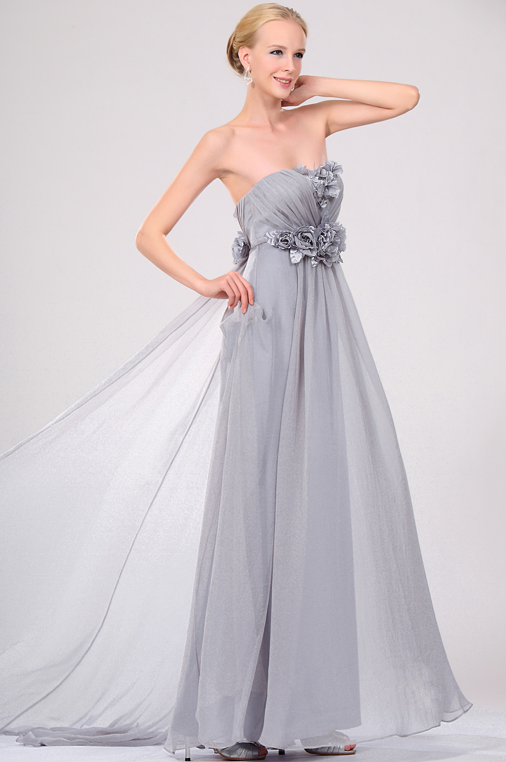 New Sensitive Strapless Evening Gown with Flowers