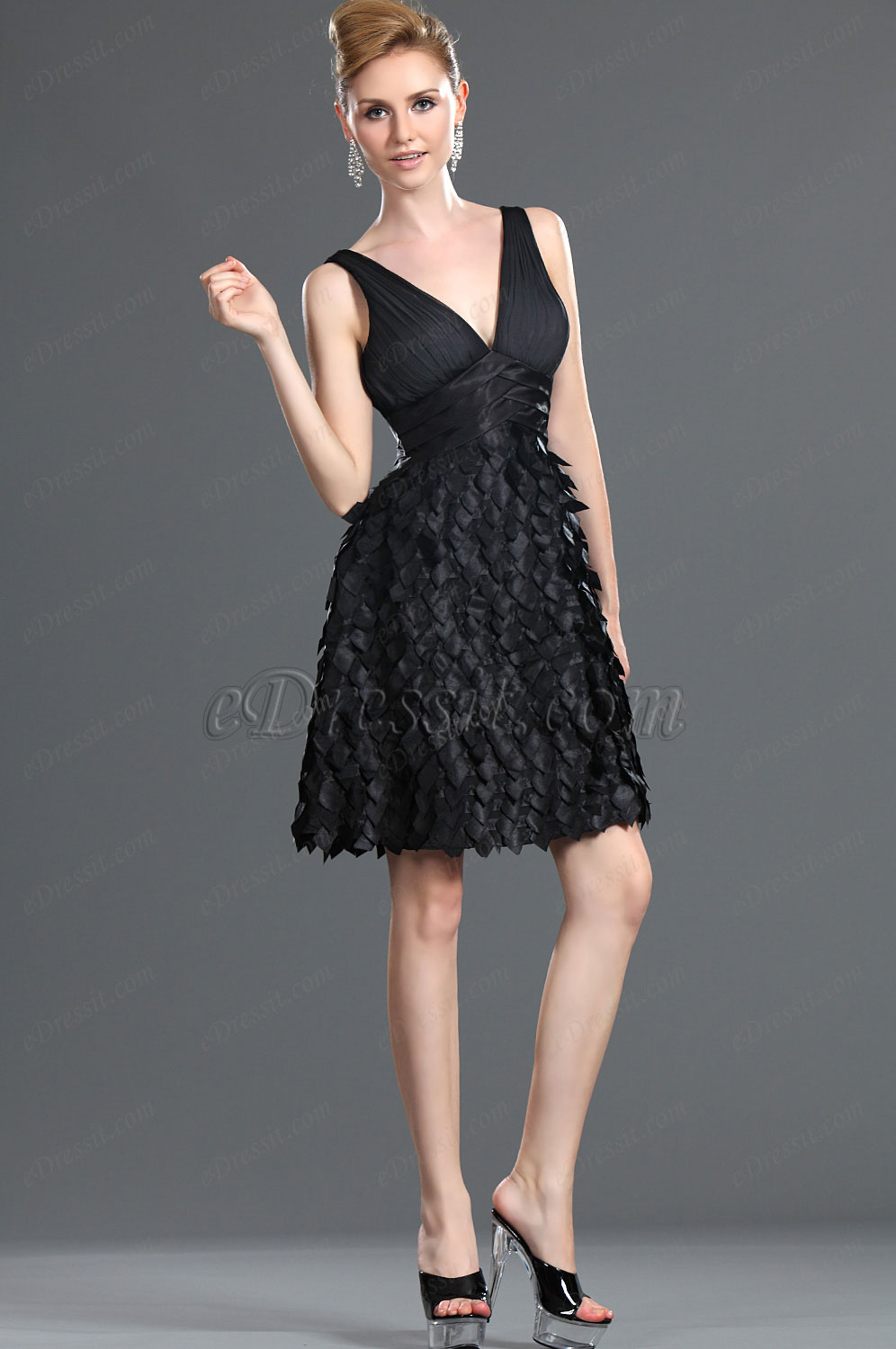 New V-neck Black Party Dress