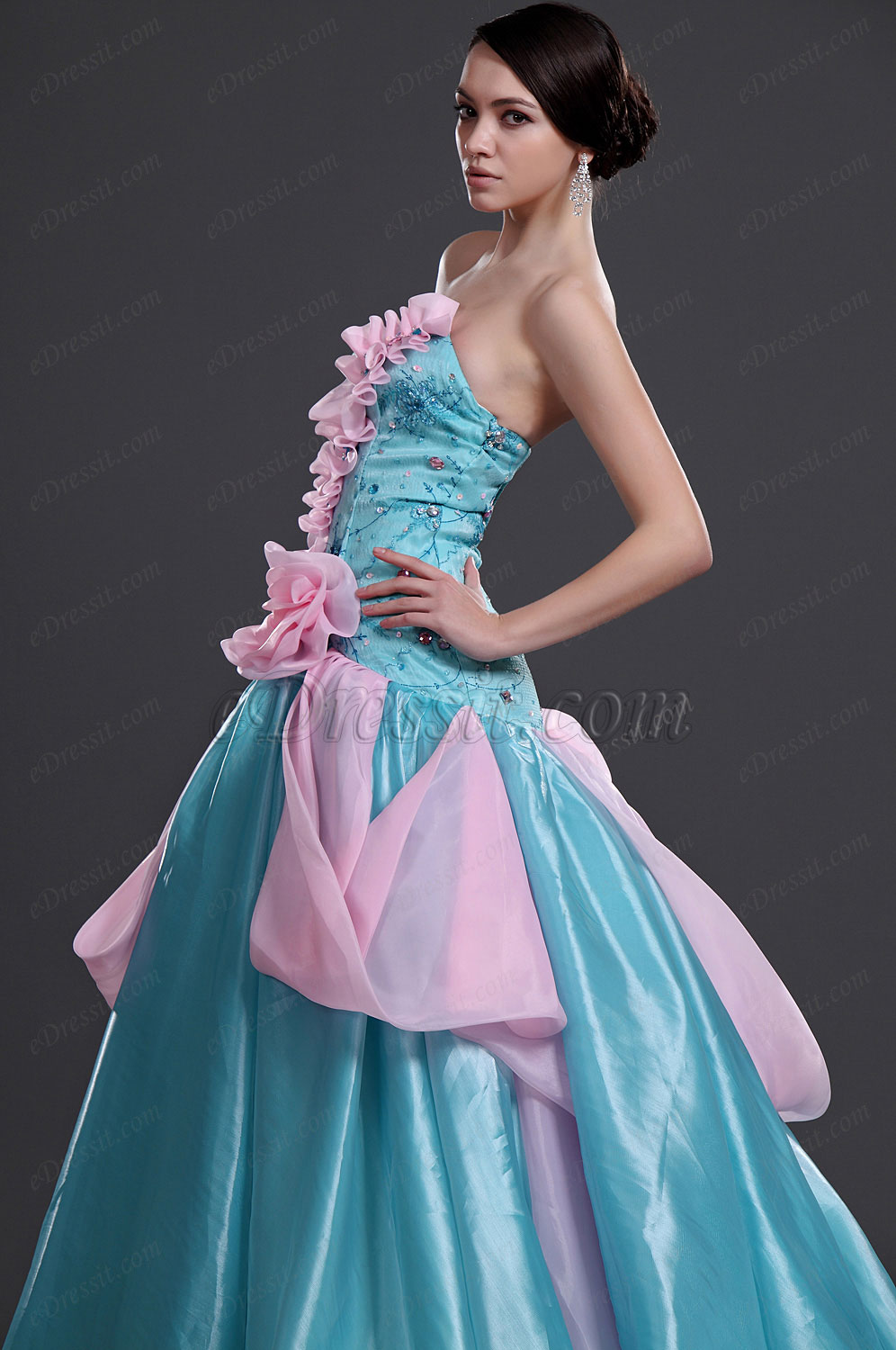 New Shimmering Strapless Prom Gown