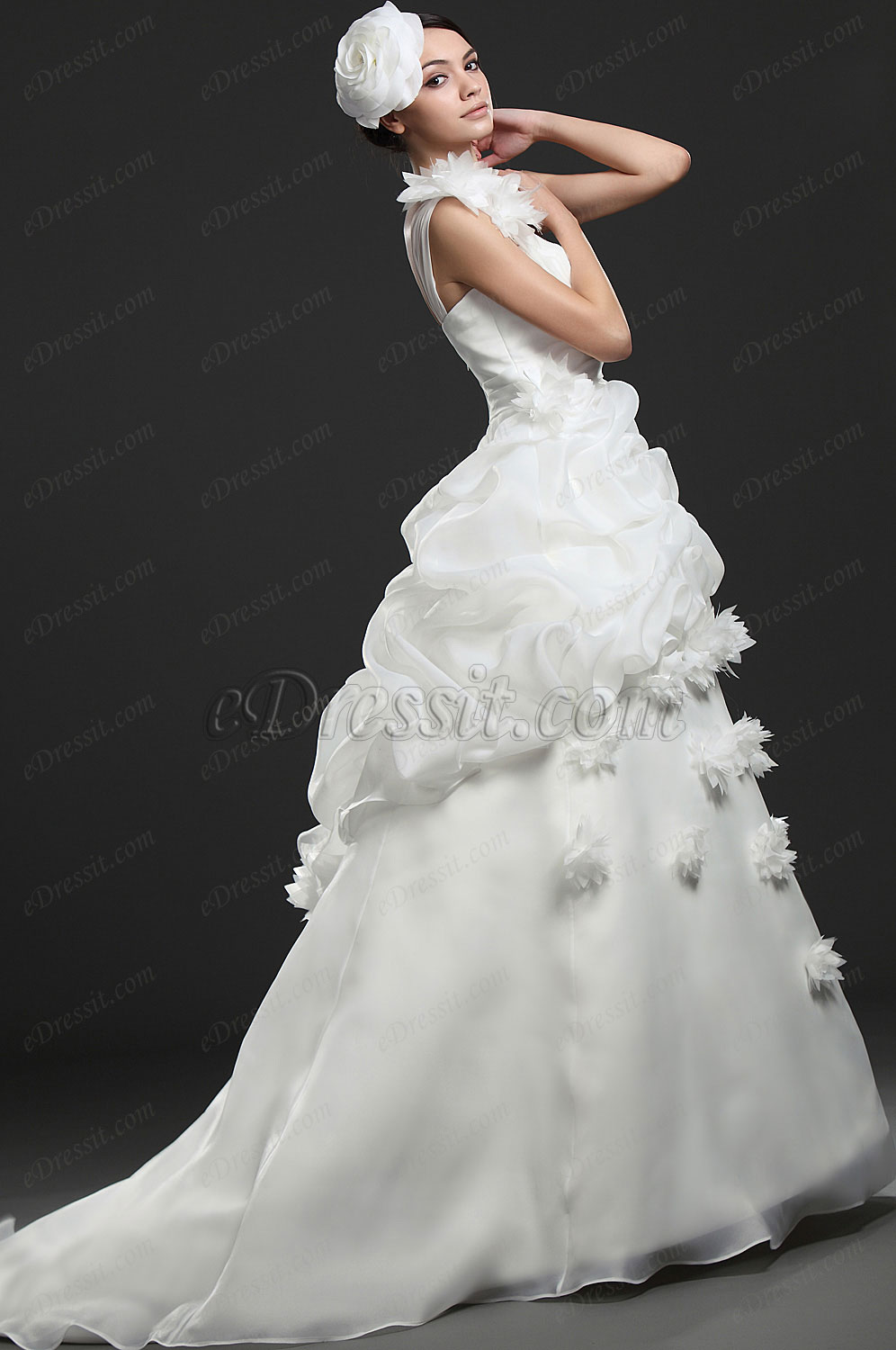 New Fabulous Ruffled Wedding Gown