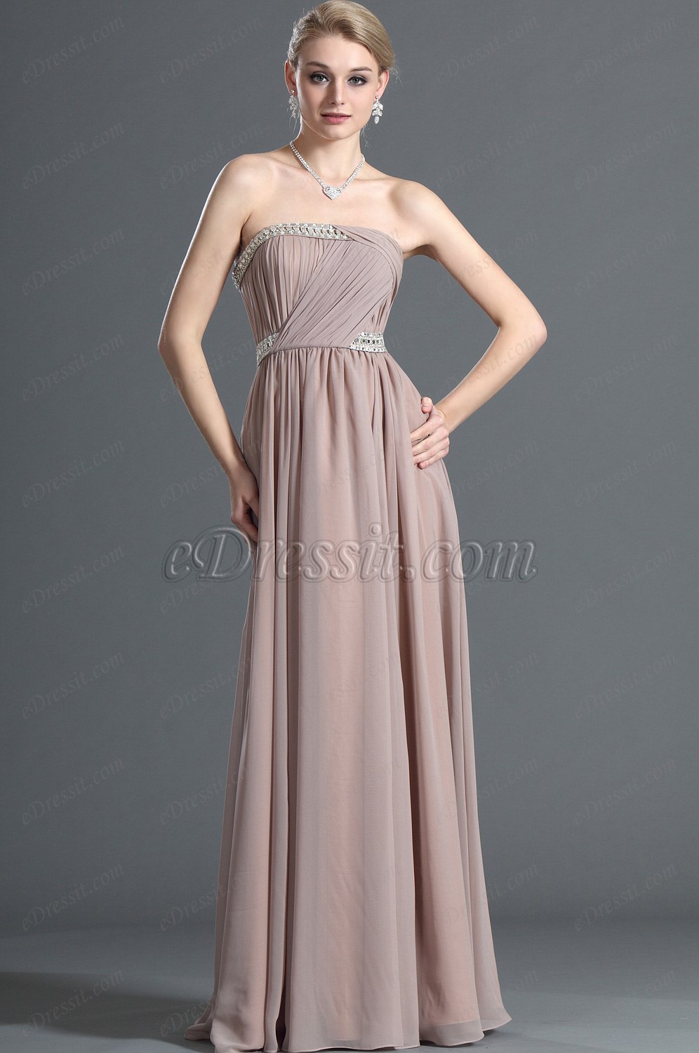 Stunning Sleeveless Evening Dress