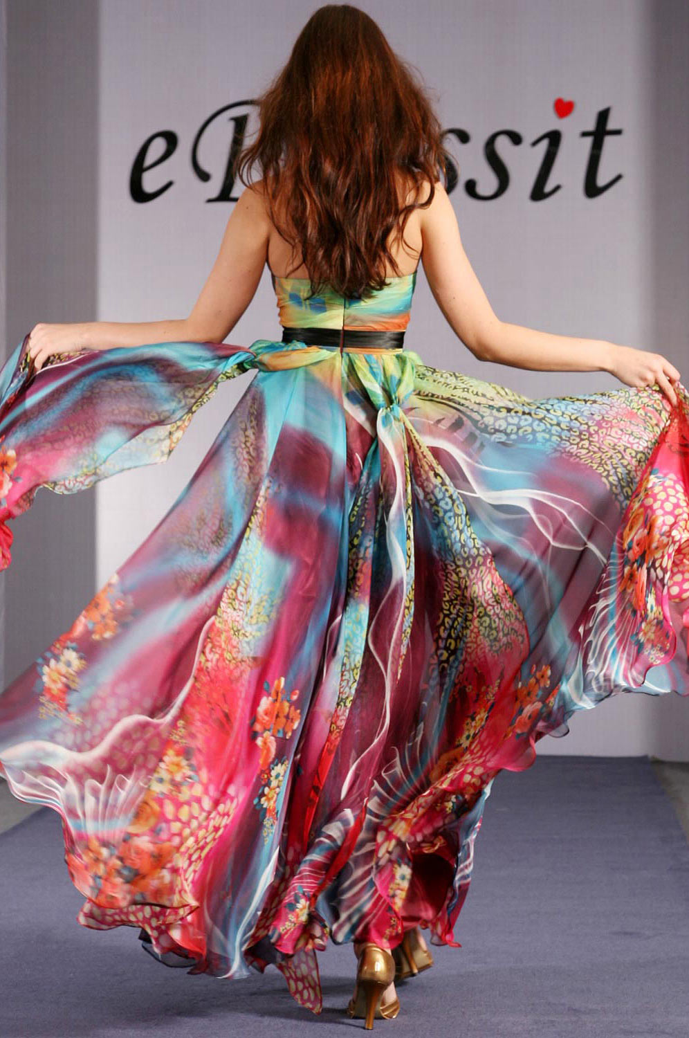 Strapless Silk Chiffon Elegant Evening Dress